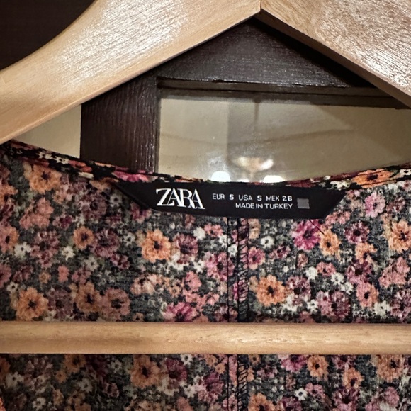 Zara Black Floral Long-Sleeve Smocked Waist Mini Dress - Picture 3 of 4